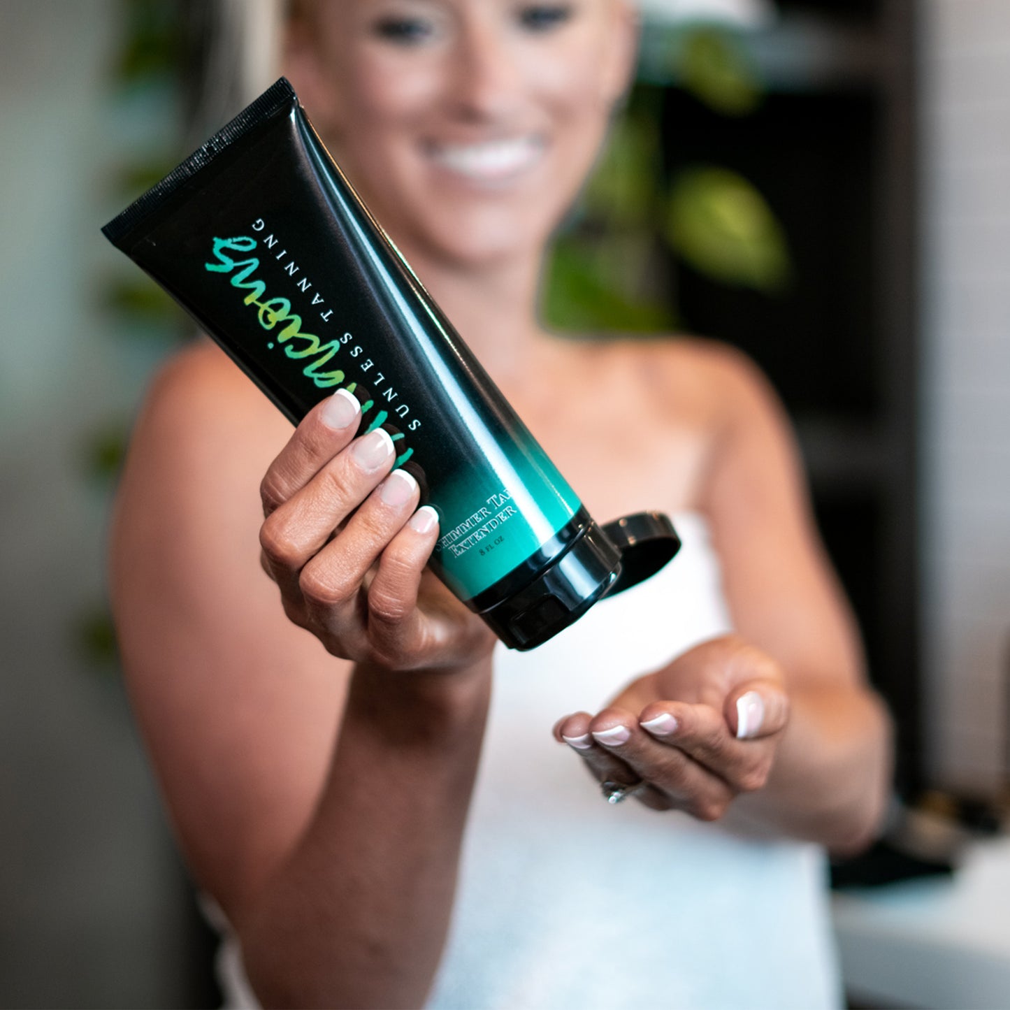 sunless tanning lotion